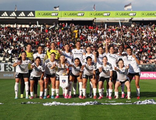 Colo Colo continúa en la cima tras ganar el Superclásico Fem