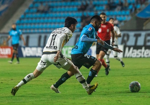 Coquimbo salva el liderato de su grupo en Iquique 